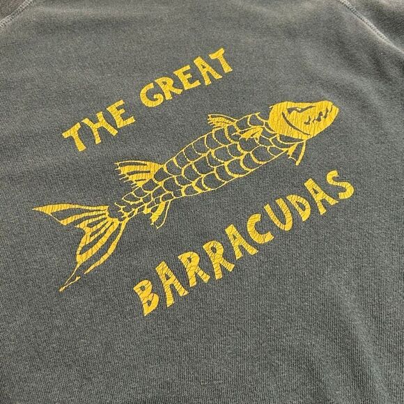 THE GREAT Barracudas Graphic Sweatshirt Green Size 3 (Large) - Picture 4 of 8